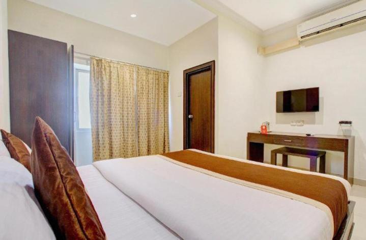Blossoms Room The Plaza-Luxury Collection- Lakdikapul Haïdarabad Extérieur photo